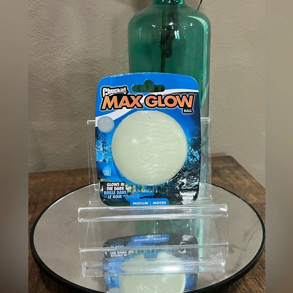 Chuckit! Max Glow Ball, Glow-in-the-Dark Medium size ball, new!